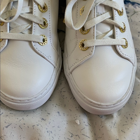 Lilly Pulitzer Lux Hallie Sneakers in Resort White 9M - Picture 10 of 11